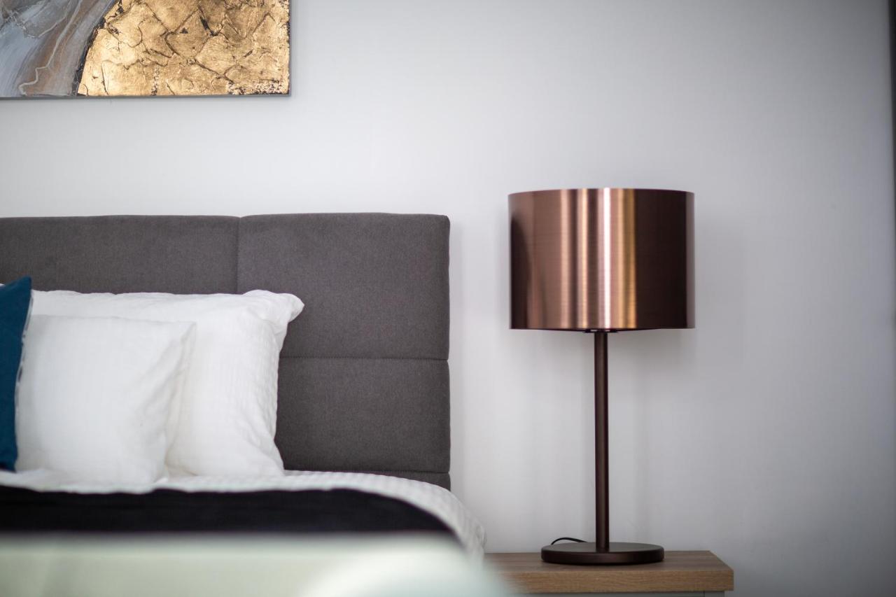 Lh Gallery Apartments Budapest Bagian luar foto