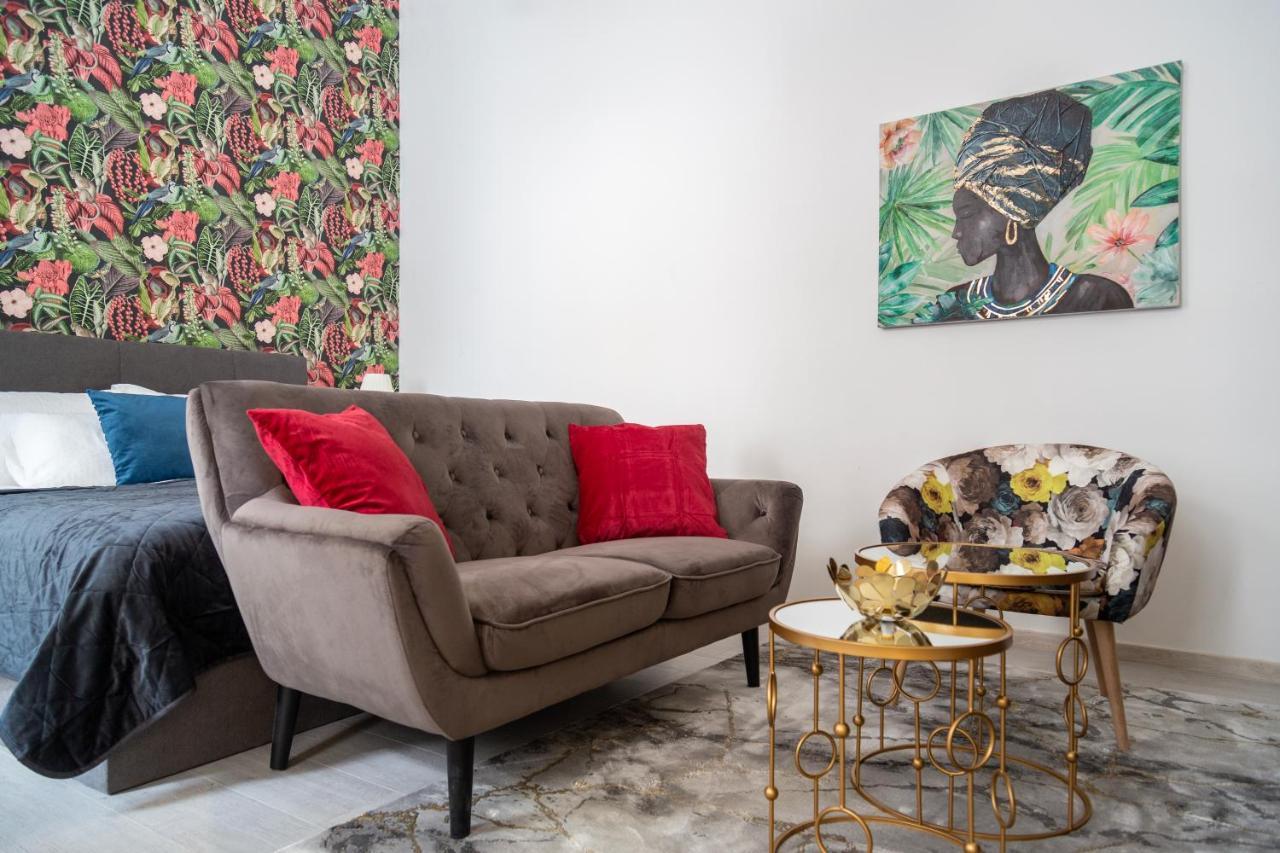 Lh Gallery Apartments Budapest Bagian luar foto
