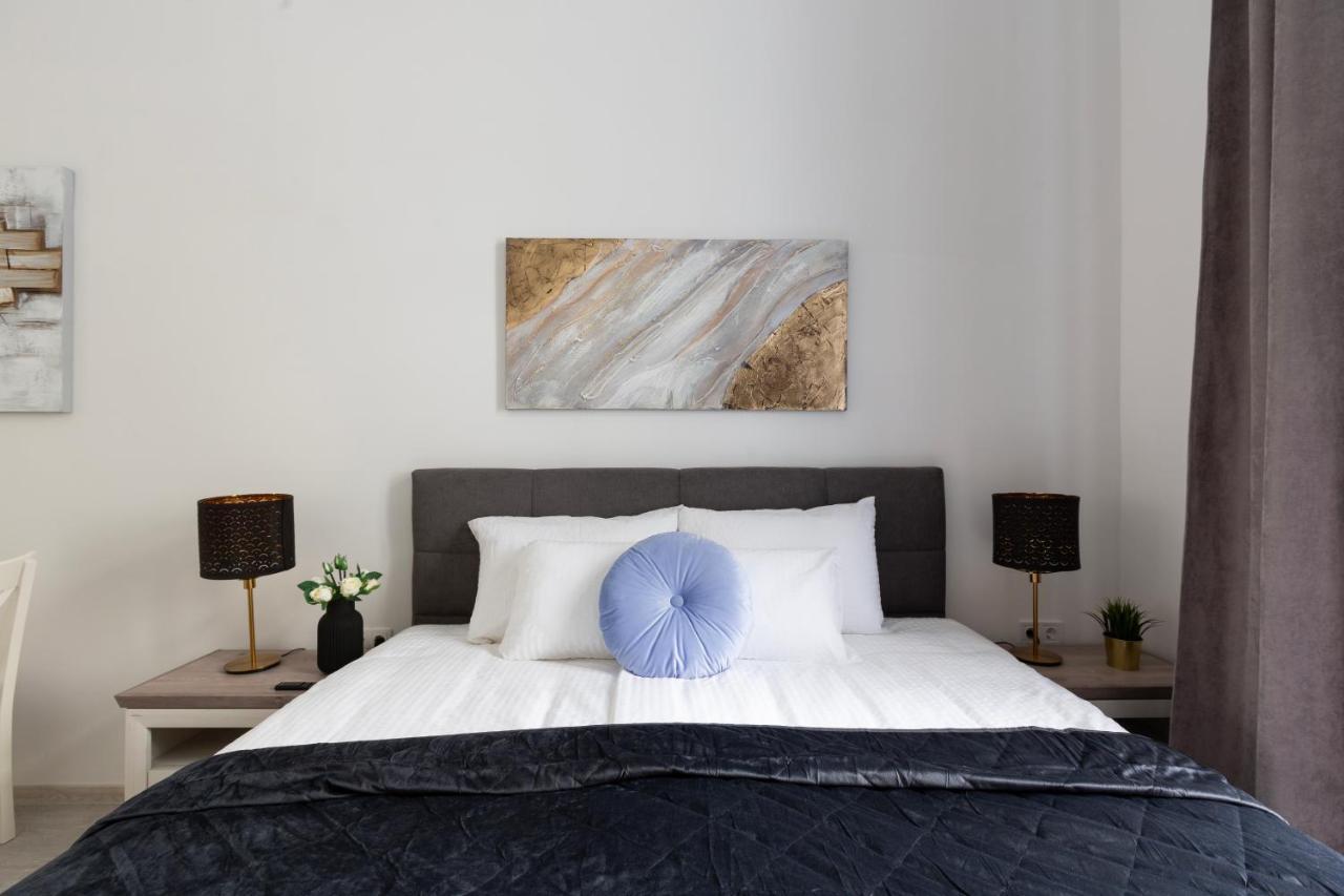 Lh Gallery Apartments Budapest Bagian luar foto
