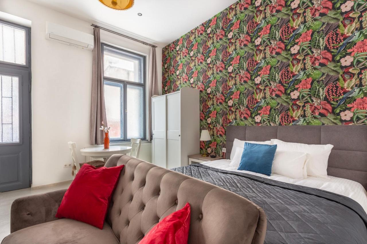 Lh Gallery Apartments Budapest Bagian luar foto