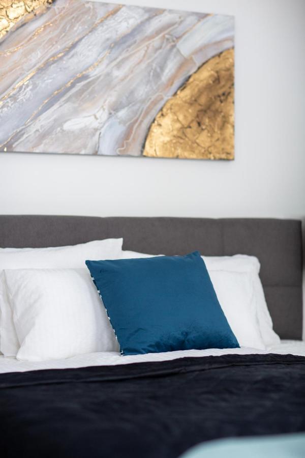 Lh Gallery Apartments Budapest Bagian luar foto